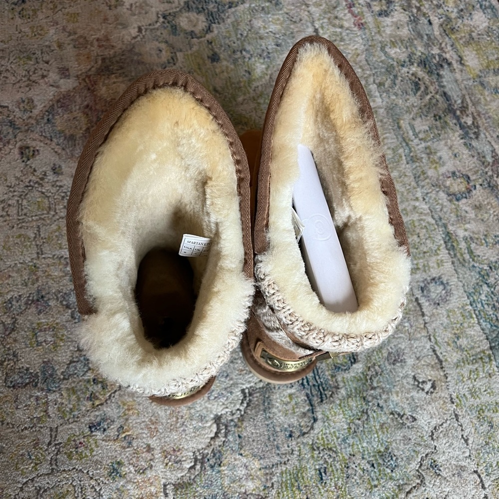 Australia Luxe Collective Luxury Spartan Knit Short Sheepskin Chestnut Boot 8 - Picture 5 of 9